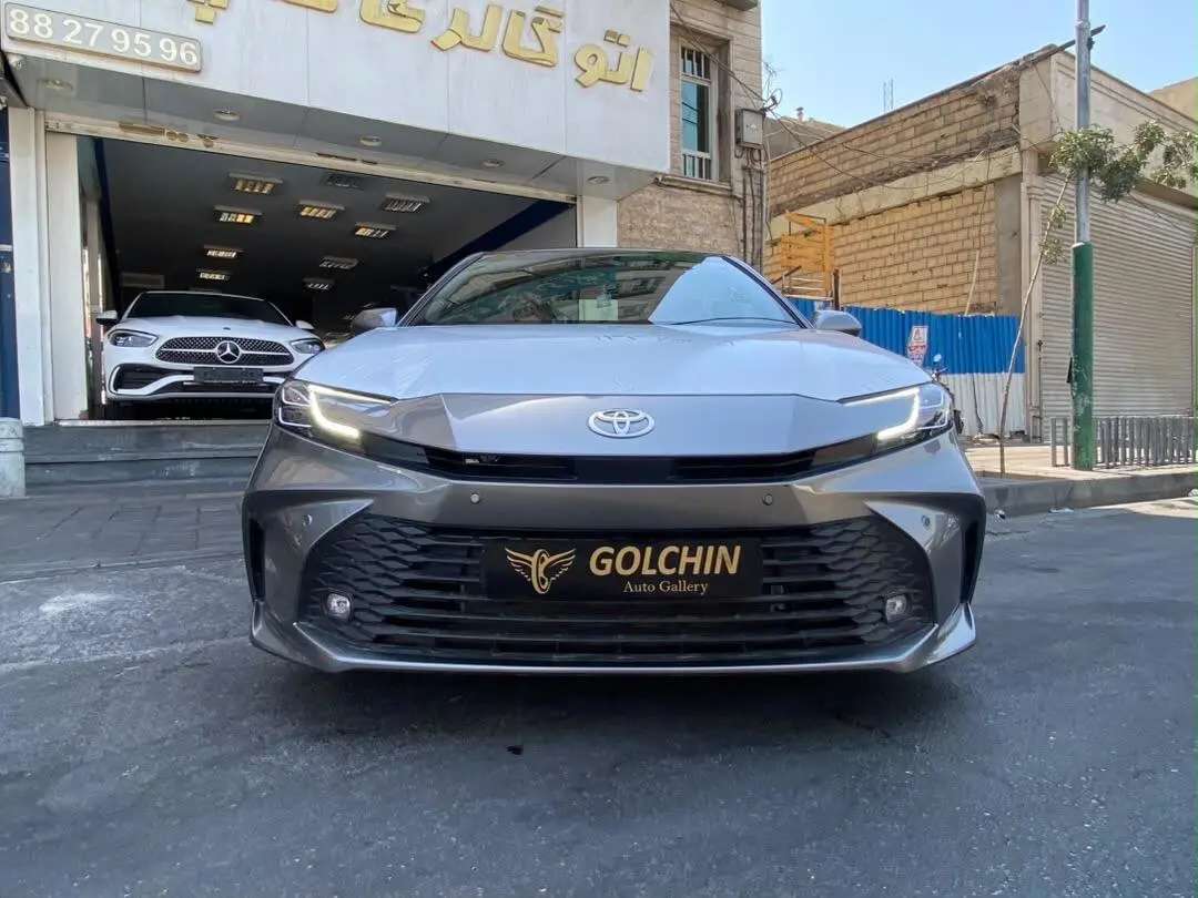 تویوتا  کمری هیبرید