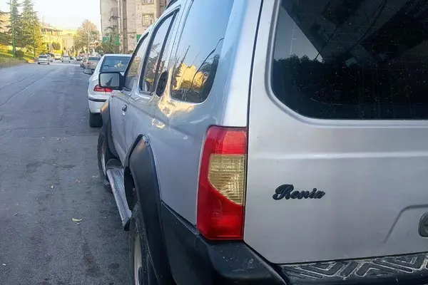 نیسان، رونیز