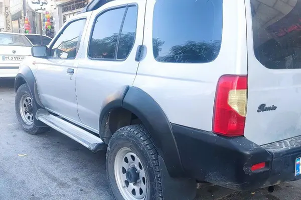 نیسان، رونیز