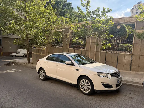 ام جی  550
