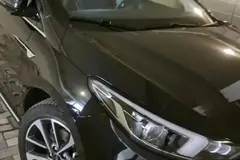 فونیکس، آریزو 6 پرو