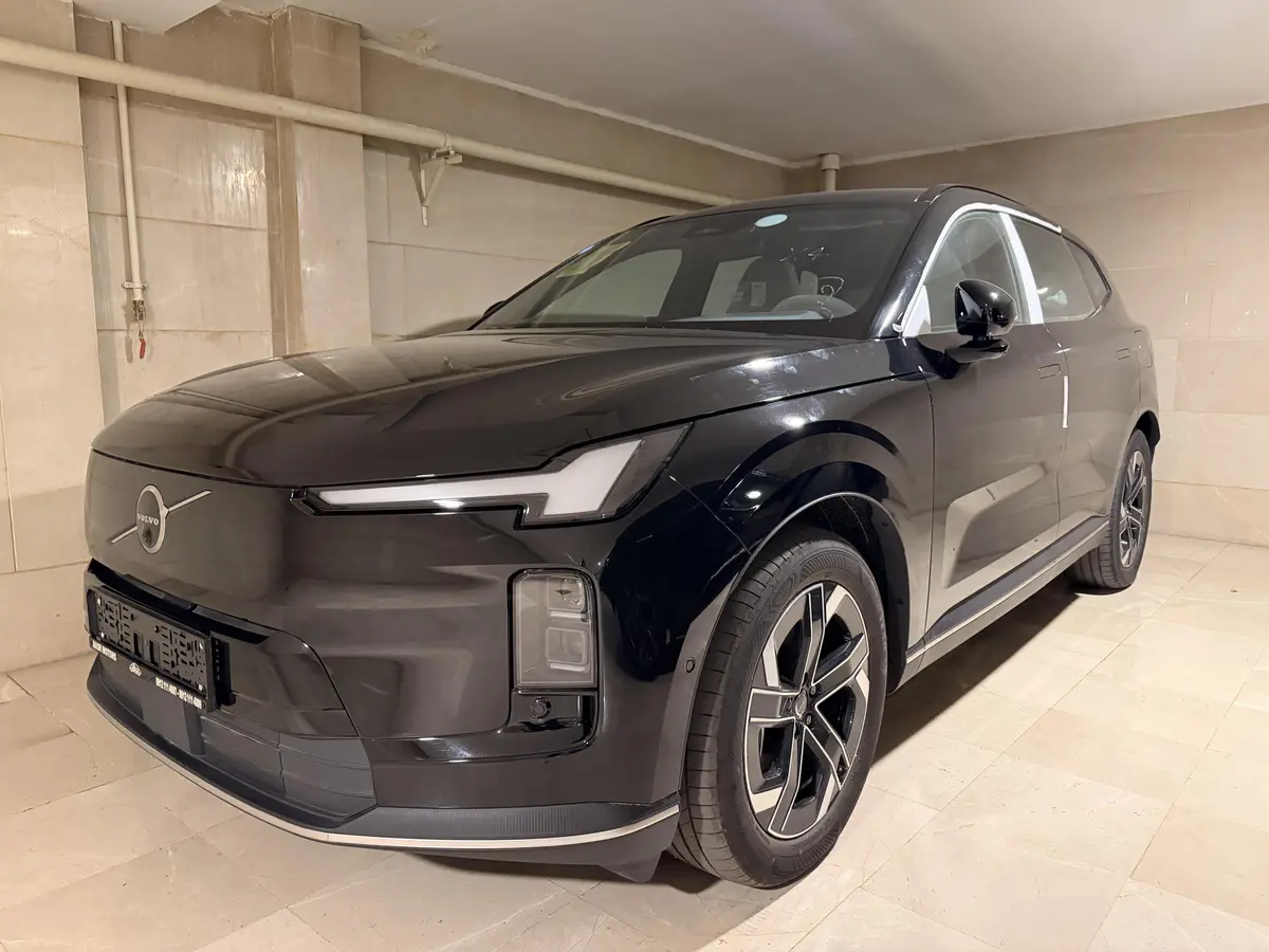 ولوو،  XC70