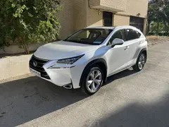 لکسوس، NX هیبرید