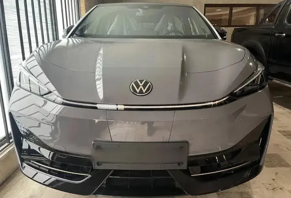 فولکس، آی دی یونیکس