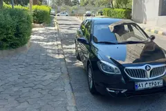 برلیانس، H330