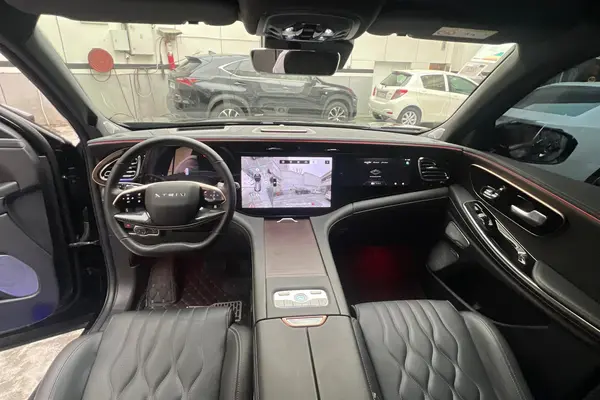 اکستریم، VX (QX)