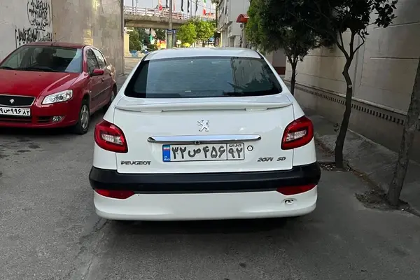 پژو  207 صندوقدار