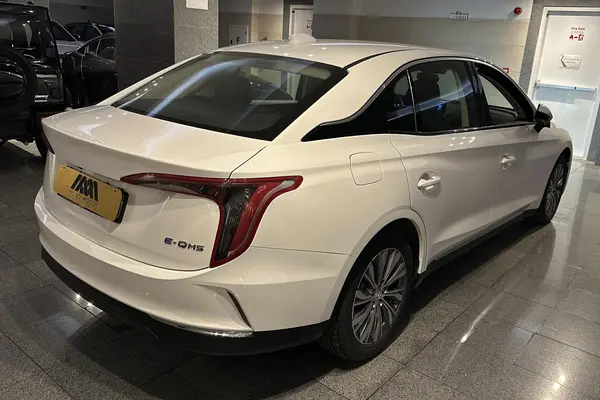 هونگچی، E-QM5