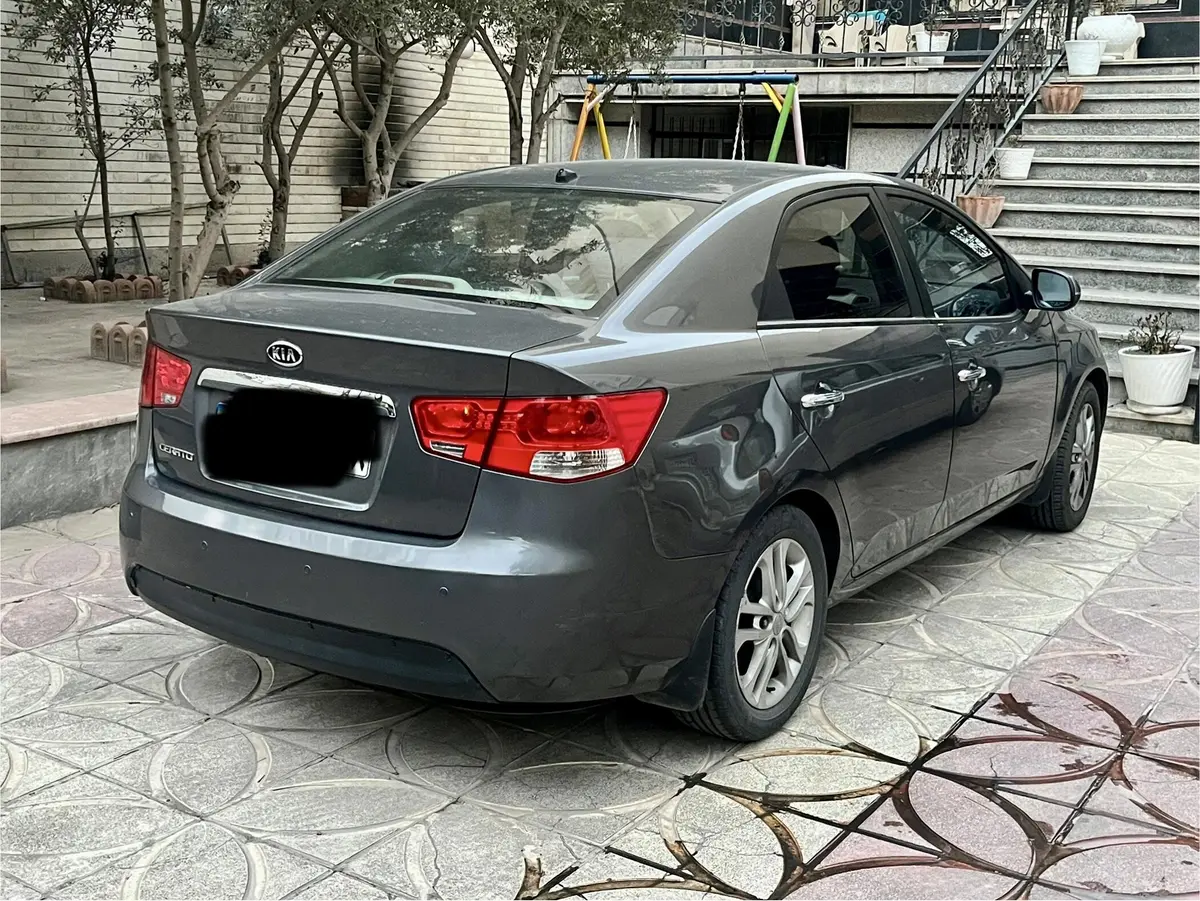 کیا،  سراتو (مونتاژ)
