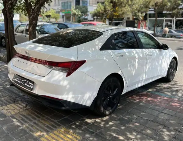 هیوندای، النترا