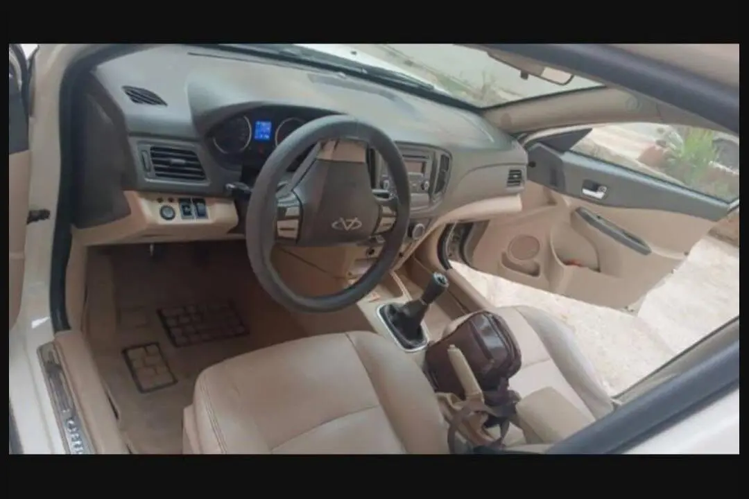ام وی ام،  550