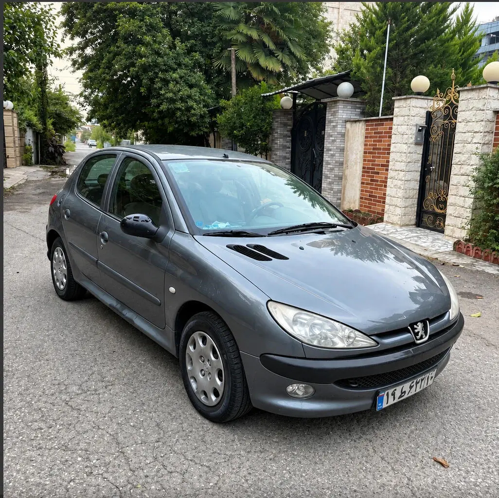 پژو،  206