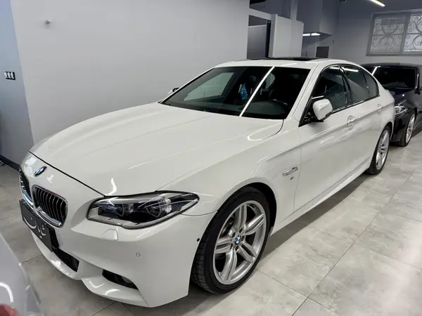 ب ام و، سری 5 سدان