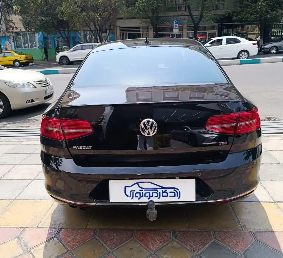 فولکس،  پاسات