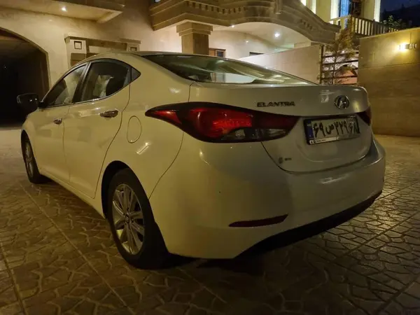 هیوندای، النترا