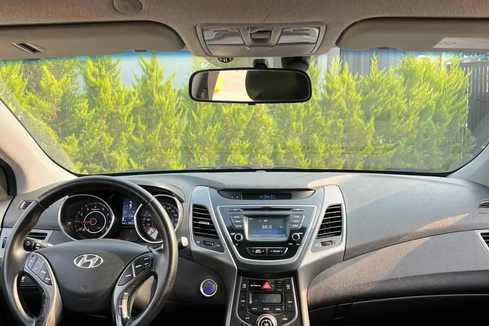 هیوندای  النترا