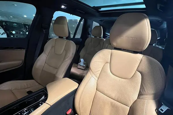 ولوو  XC90