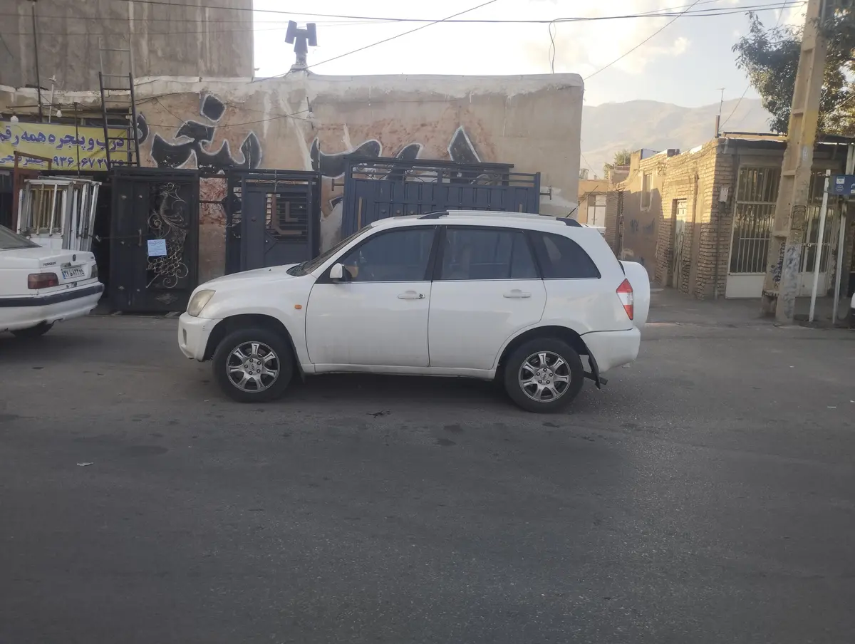 ام وی ام،  X33