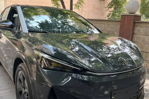 فولکس، آی دی یونیکس