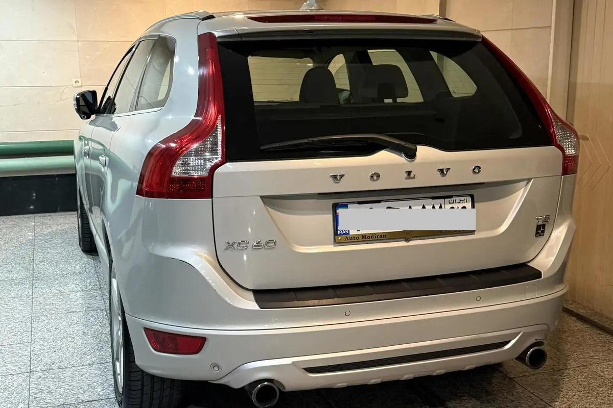 ولوو،  XC60