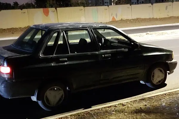 پراید، صندوق دار