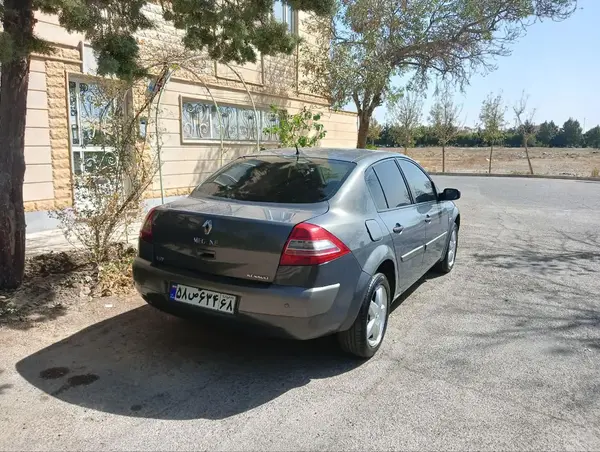 رنو، مگان (وارداتی)