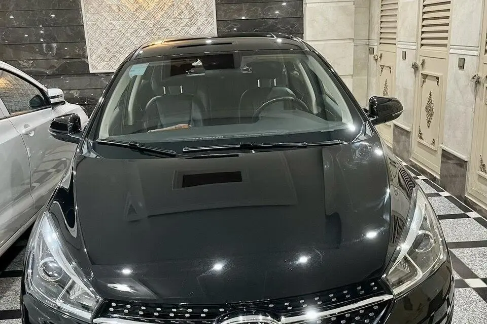 چری،  آریزو 5T