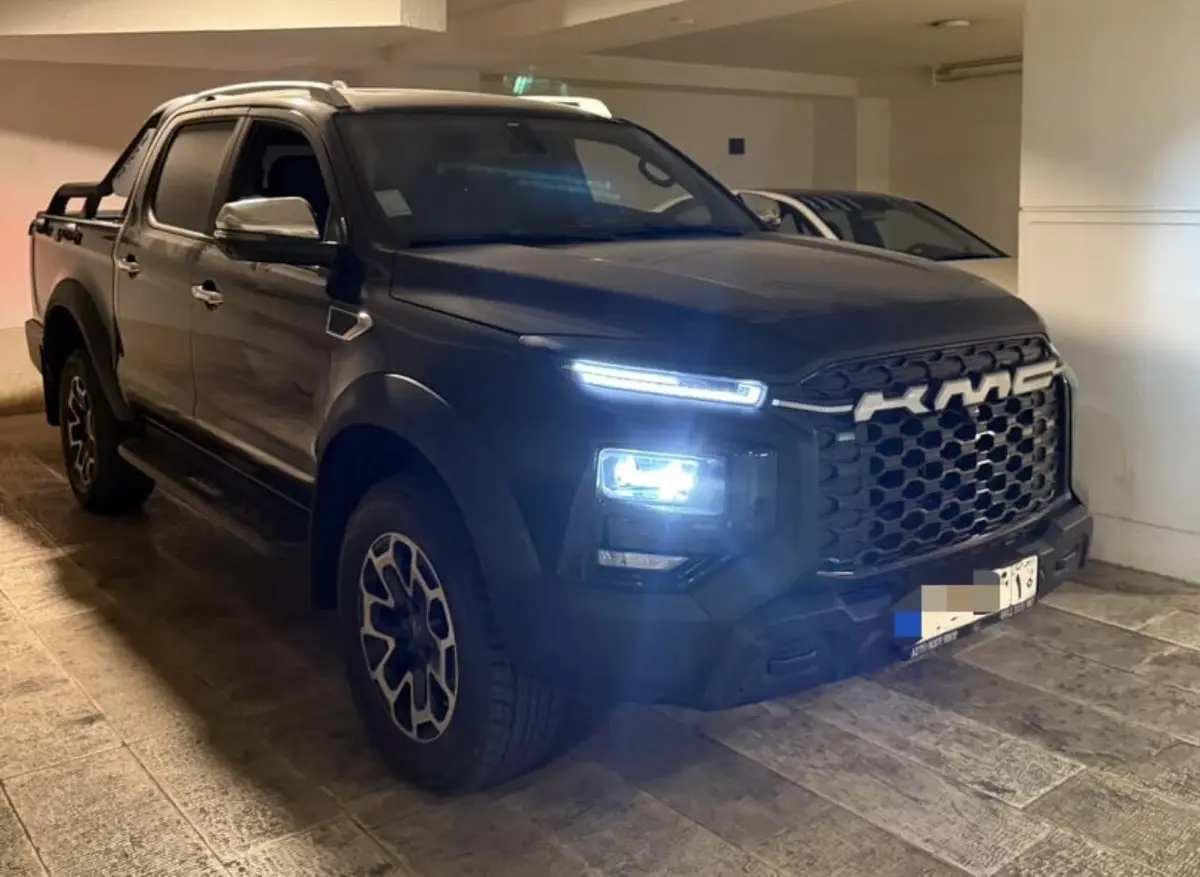کی ام سی،  T9
