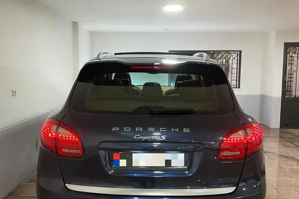 پورشه، کاین