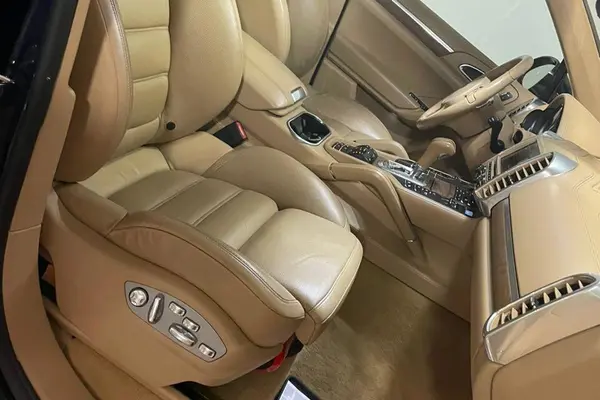 پورشه، کاین