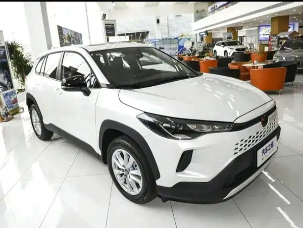 تویوتا، کرولا کراس هیبرید