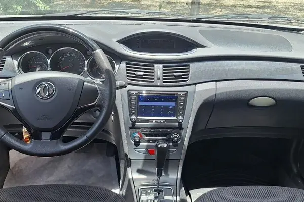 دانگ فنگ  H30 کراس