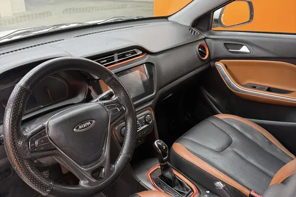 ام وی ام، X22