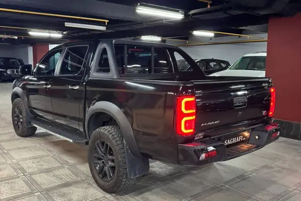 کی ام سی  T8