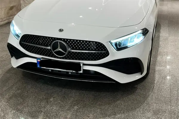 بنز، کلاس A سدان