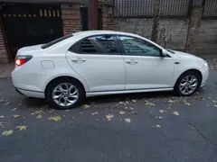 ام جی، 6