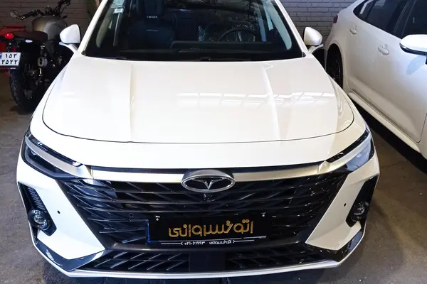 فونیکس، آریزو 8 (Z8)