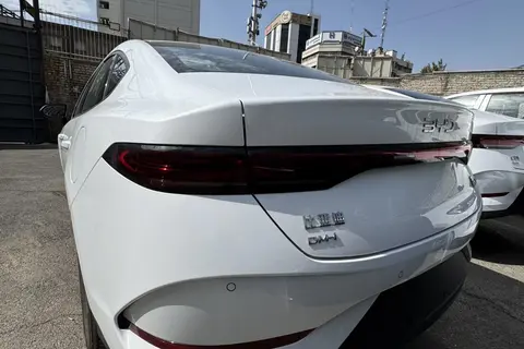 بی وای دی، چین پلاس DMi