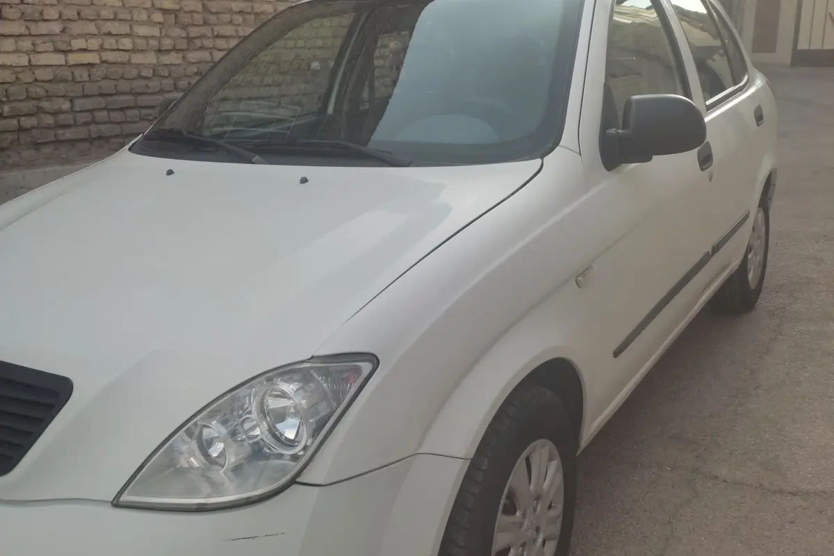 تیبا،  هاچ بک