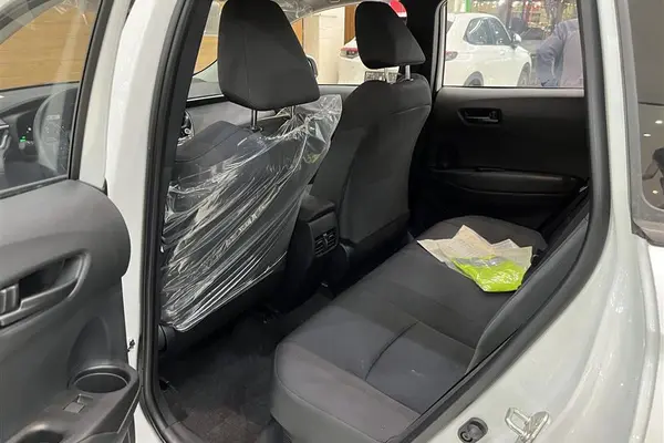 تویوتا، کرولا کراس هیبرید