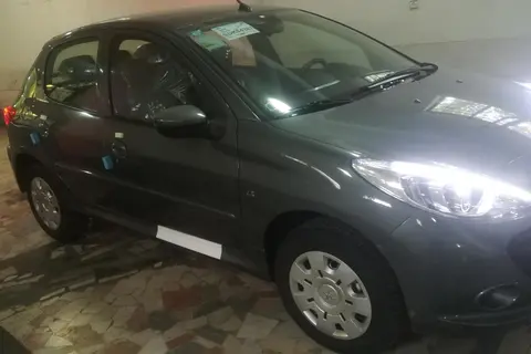 پژو، 207
