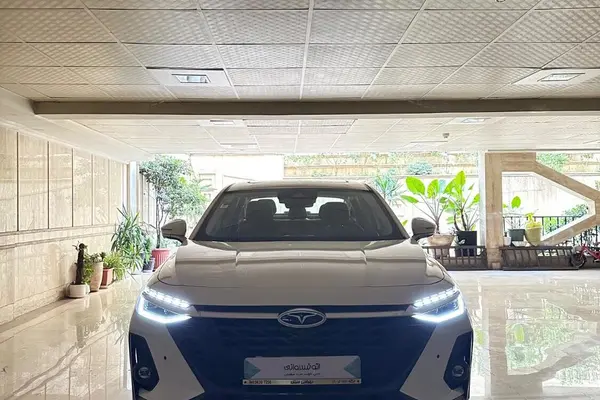 فونیکس  آریزو 8 (Z8)