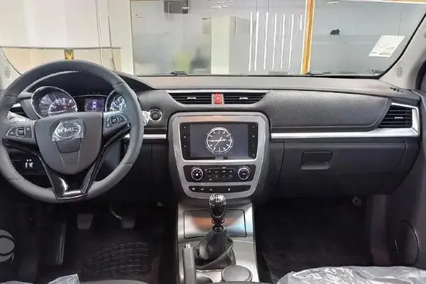 کی ام سی  T8