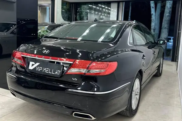 هیوندای، آزرا (گرنجور)