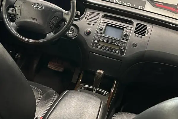 هیوندای، آزرا (گرنجور)