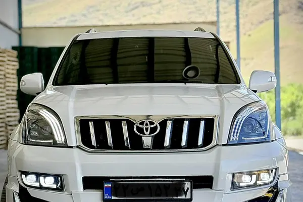 تویوتا  پرادو  چهار در