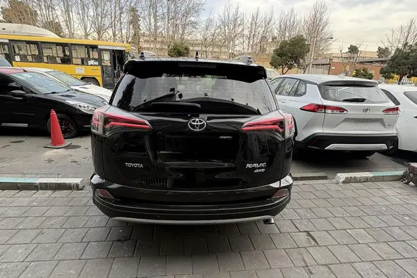 تویوتا، راوفور