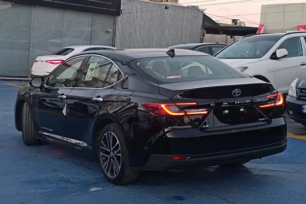 تویوتا، کمری هیبرید