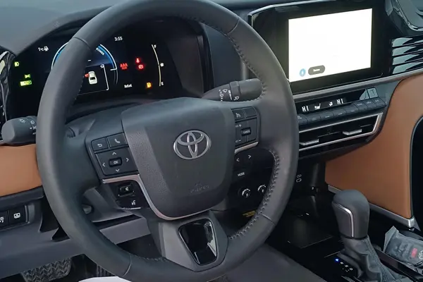 تویوتا، کمری هیبرید