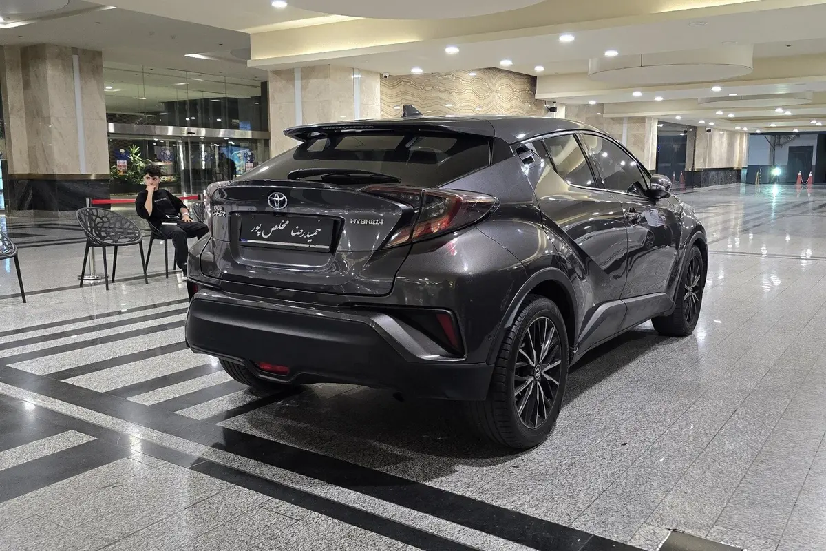 تویوتا،  C-HR هیبرید